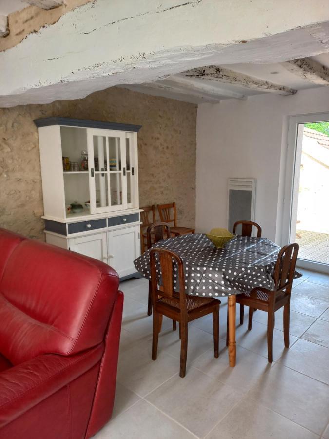 Gite Entre Vignes Et Loire Thauvenay Exterior foto